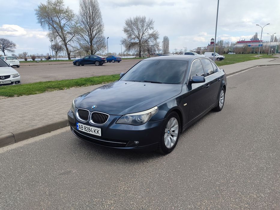 BMW 525 E60 FL гарний стан