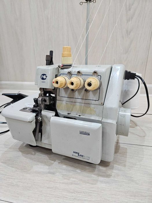 Оверлок Агат Don Lock 54D5