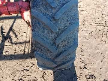 Opony 320/70/ R20