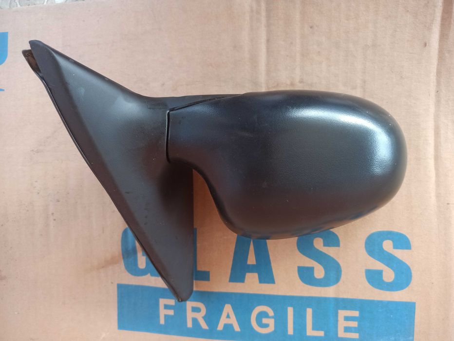 Дзеркало праве Lanos