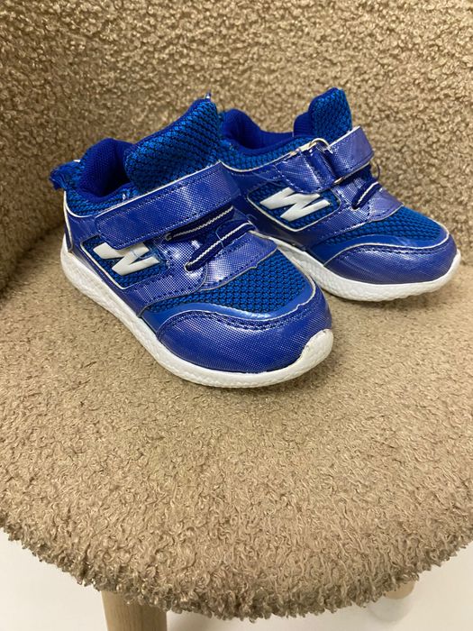 Кросівки 23 розмір