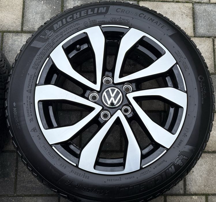 Felgi Volkswagen 5x112 Golf Caddy R-line Touran 205/55R16