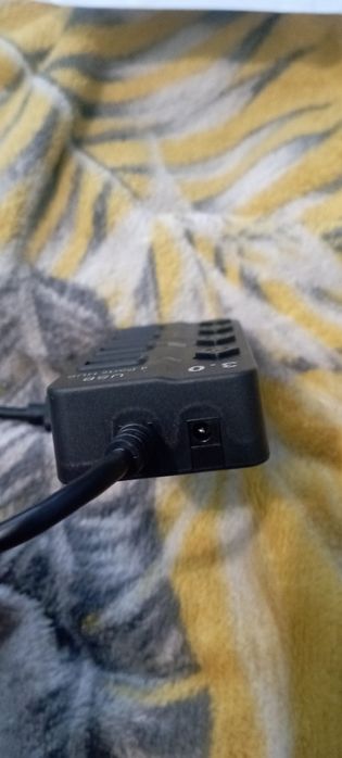 Hub Usb z 4 portami i wskaźnikami led