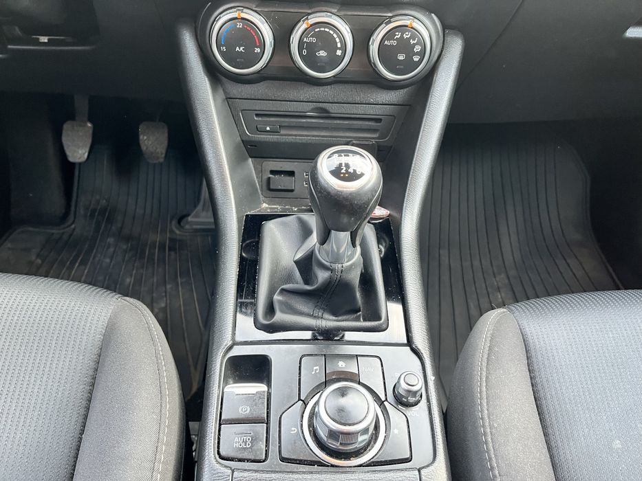 Mazda cx 3 salonowy