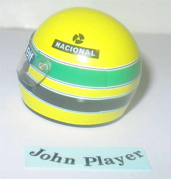 Capacete Ayrton Senna -Temporada 1985 (Lotus) - C/DEFEITO - Escala 1/8