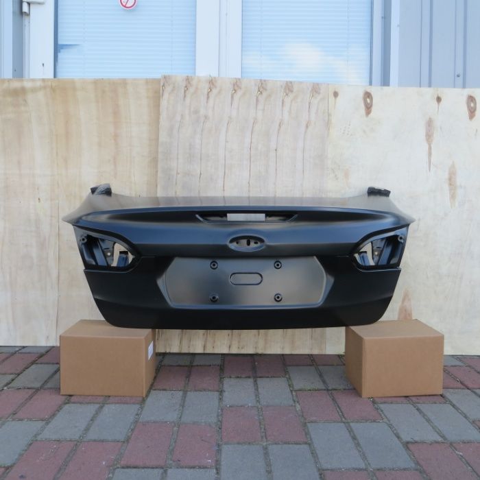 Крышка багажника Ford Focus 2015-2018 sedan F1EZ-5440110-A