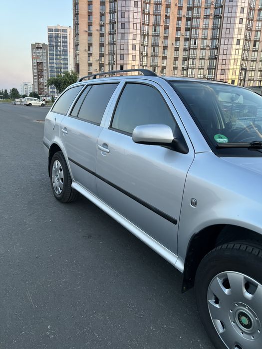 Продам Шкода Октавія  а4