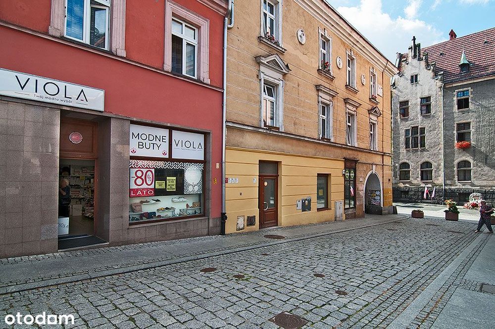 Lokal w ścisłym centrum. Jawor, Rynek.
