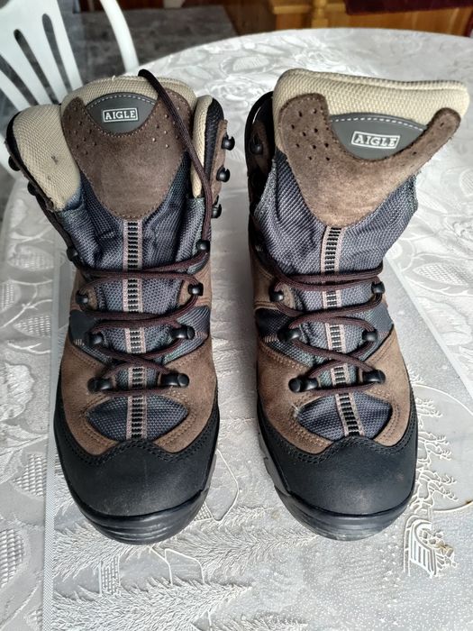Buty trekkingowe Aigle rozmiar 40 i 2/3