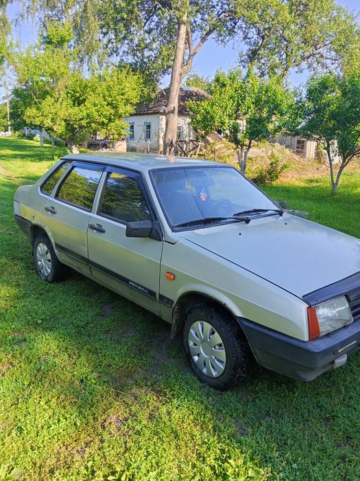 В продажі ВАЗ 2199