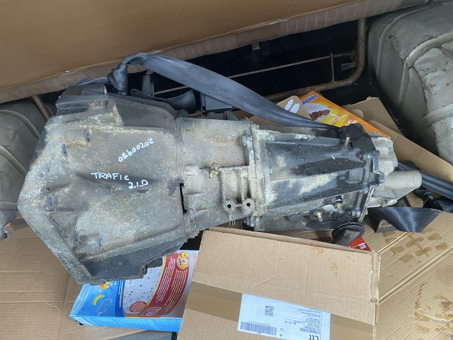 Renault trafic peças caixa velocidades