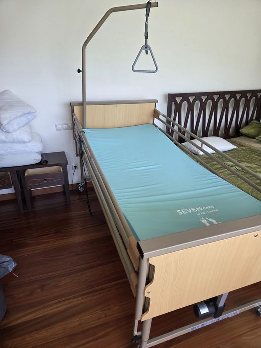 Cama articulada elétrica Antão Socrates