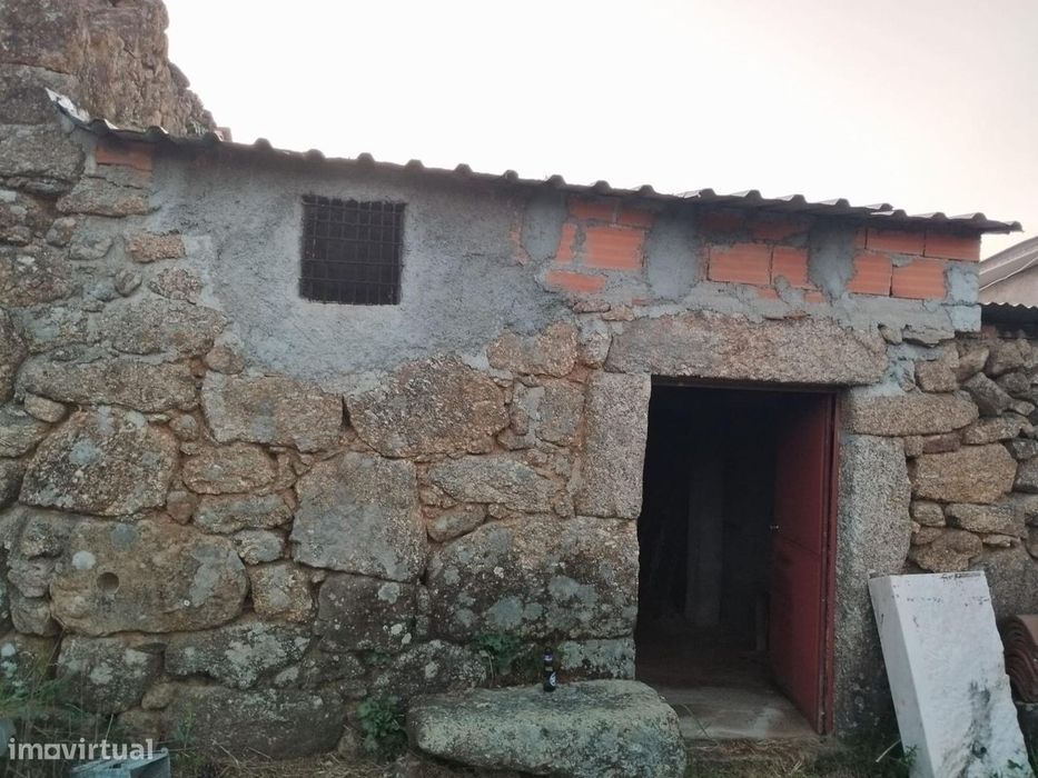 Terreno rustico em Dominga loba Peraboa