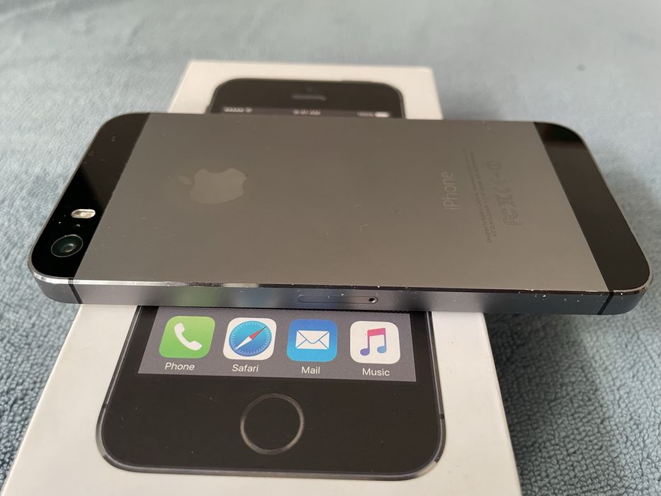 Iphone 5s 16GB Space Grey Desbloqueado