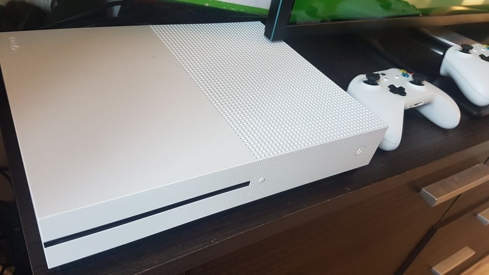 Xbox One S GTA 5 Forza 5 Fortnite Farming 25 Minecraft Crash 4 Call of