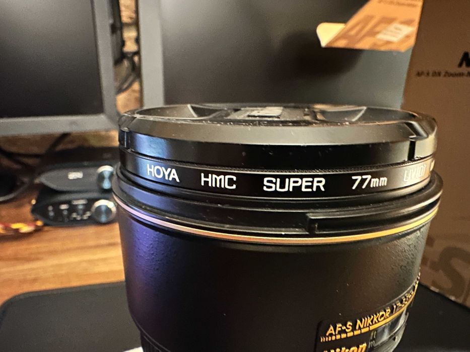 Nikon AF-S DX Zoom-Nikkor 17-55mm f/2.8G IF-ED – stan idealny
