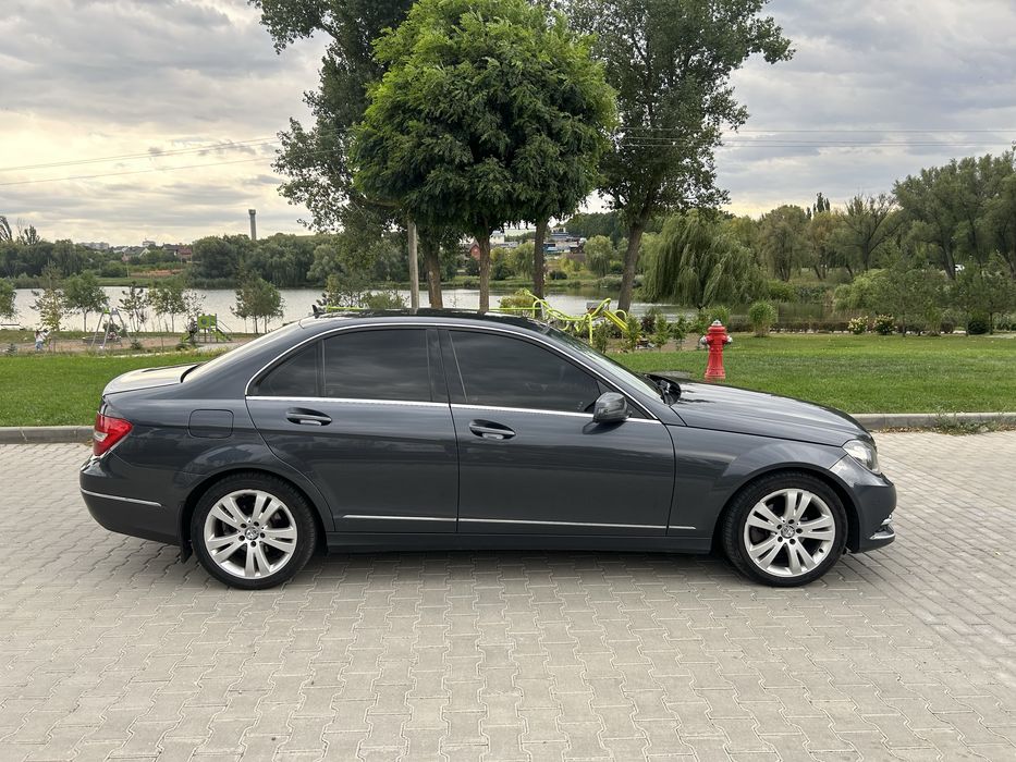 Mercedes-Benz w204 2013
