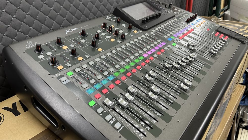 Behringer X32 Цифровий мікшер