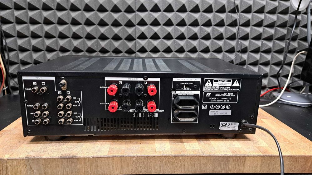 Wzmacniacz Sansui AU-X301