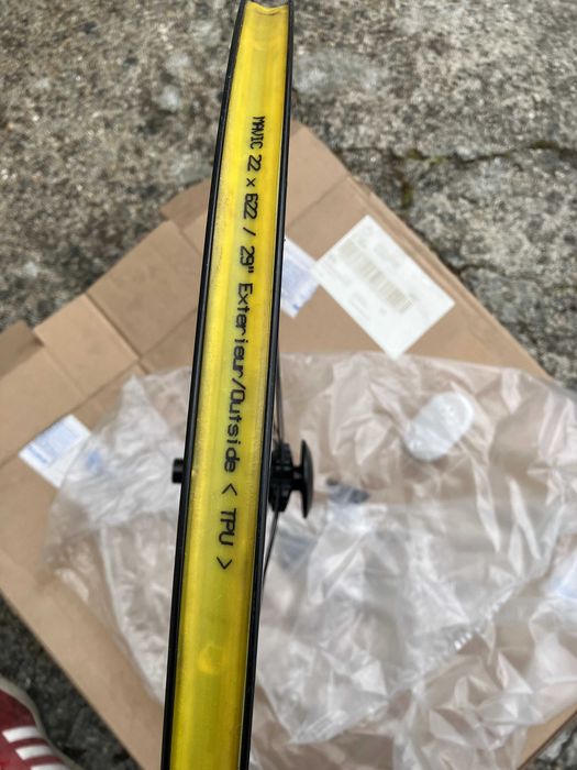 Roda Mavic Cross Ride