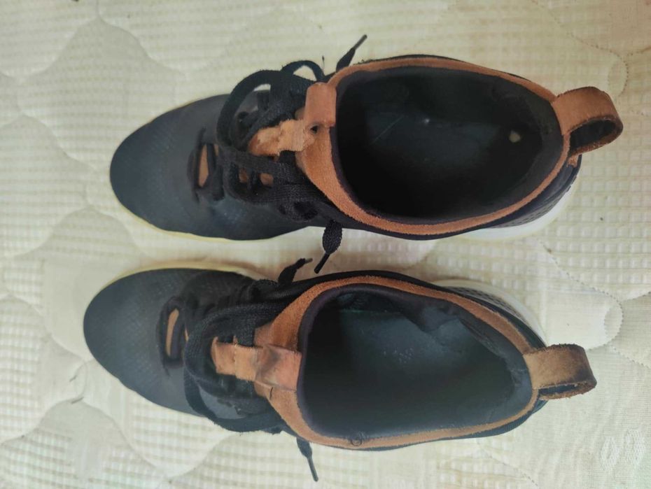 Lacoste LT Spirit 2.0 tam 43 em excelente estado RESERVADOS