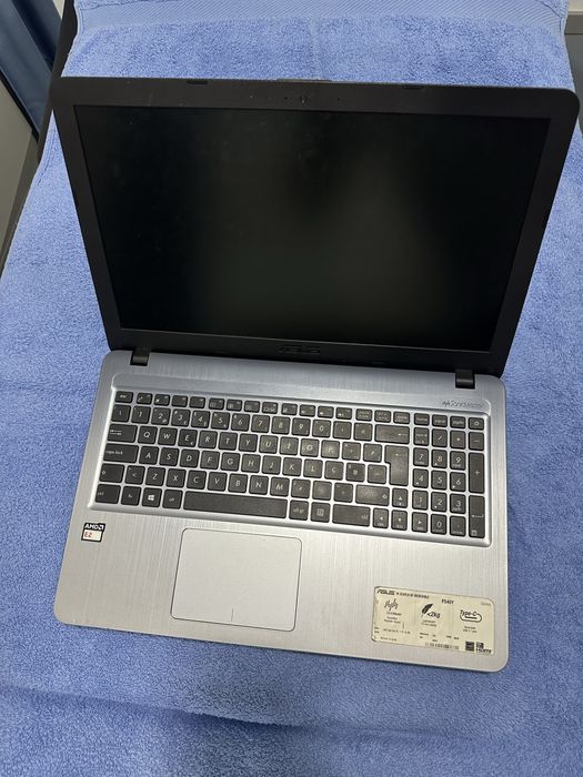 Computador Portatil Asus F540Y