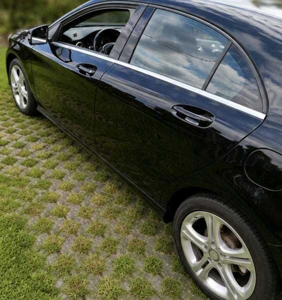 Mercedes Benz A180