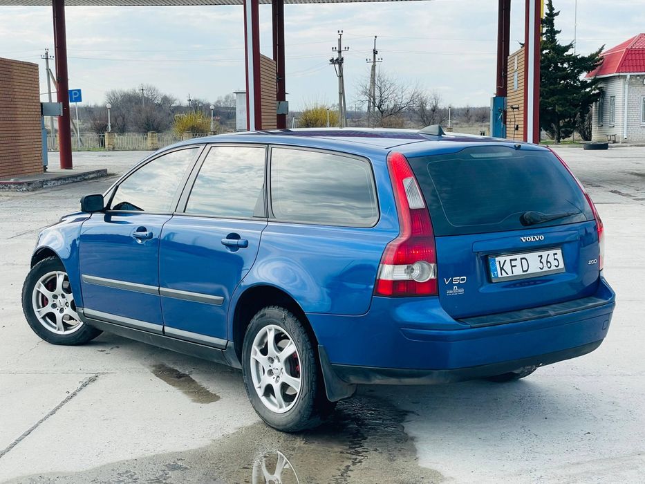 Срочно продам Volvo V50 2.0TDI