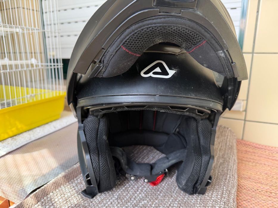 Capacete modular
