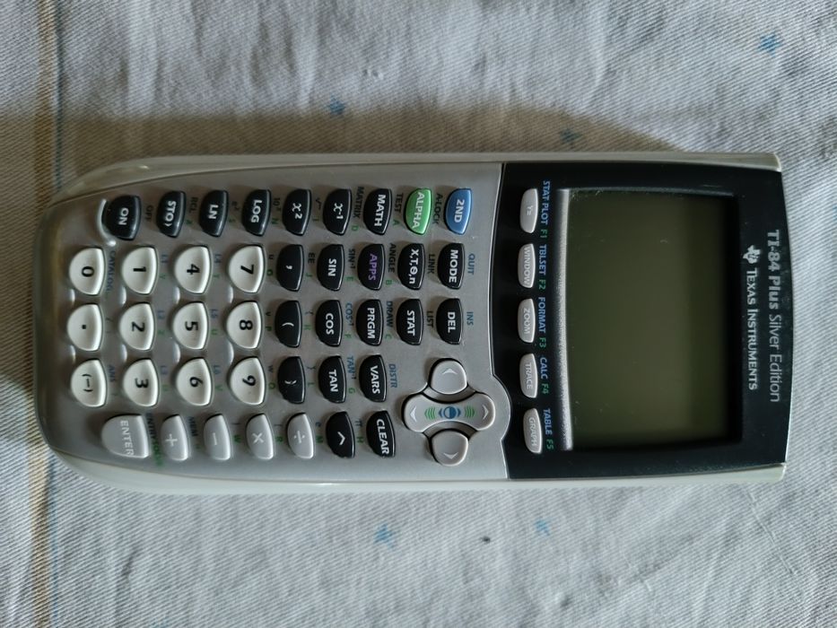 Calculadora Gráfica TEXAS TI-84 Plus