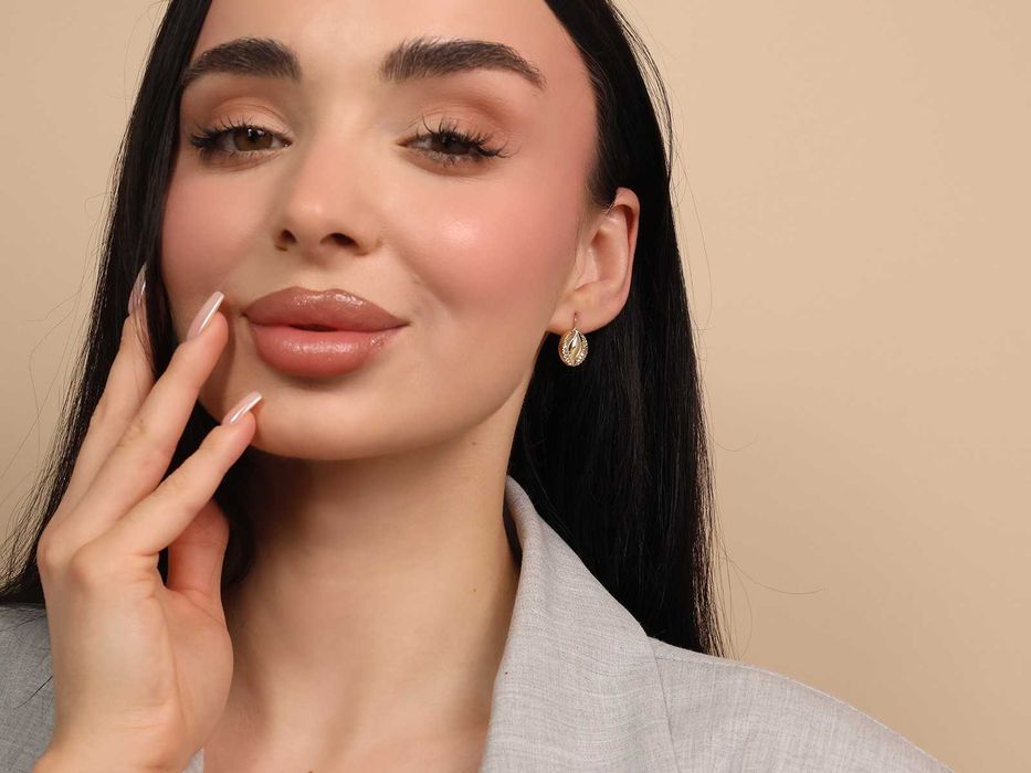 Złote błyszczące kolczyki angielskie zapięcie pr585