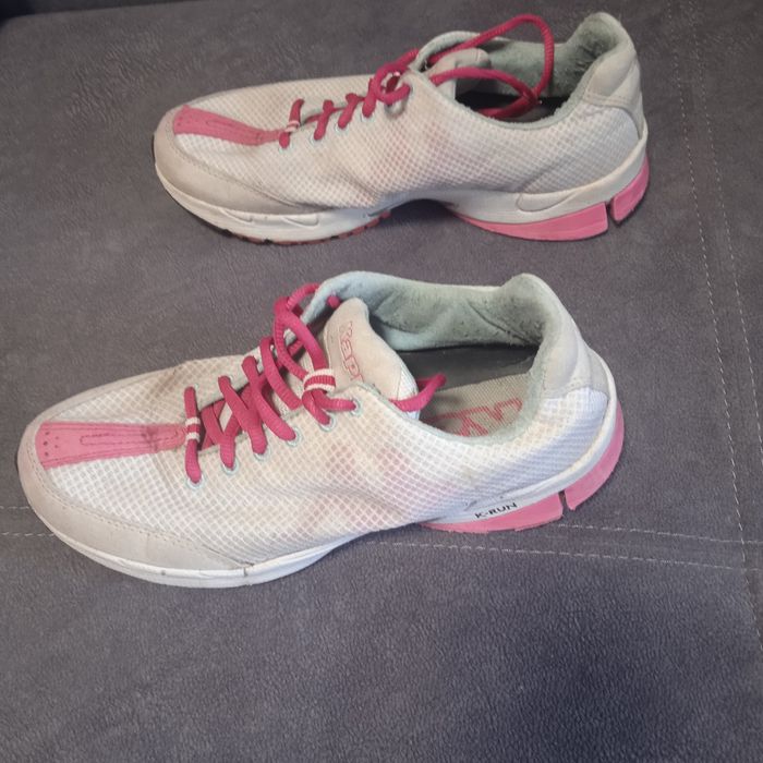 Кросівки kappa жіночі