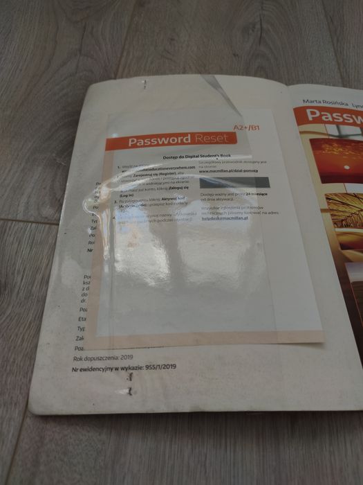 Podręcznik „Password Reset”  A2+/B1  Macmillan Education