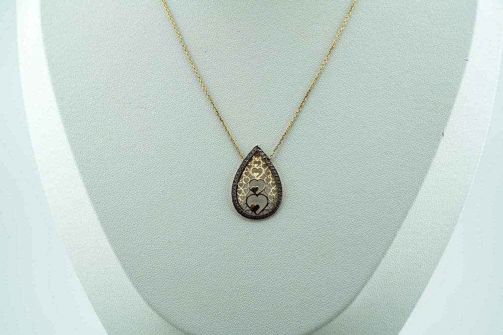 Uroczy złoty naszyjnik z serduszkami na prezent złoto 585