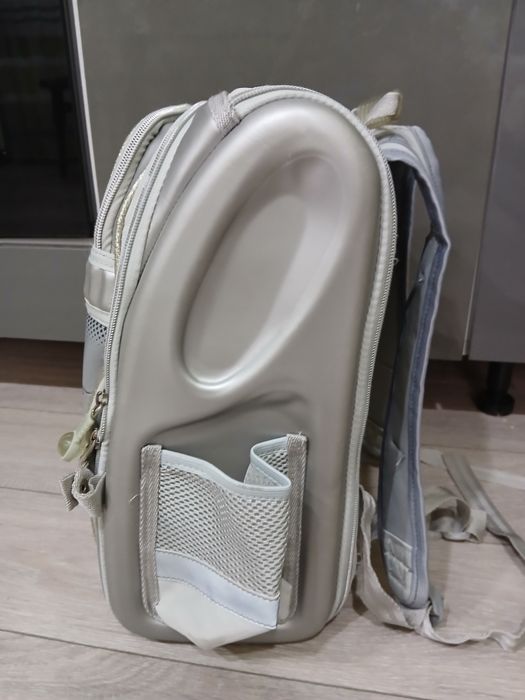 Портфель в школу Новий