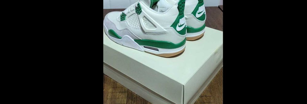 Jordan 4 Retro SB Pine Green  R40
