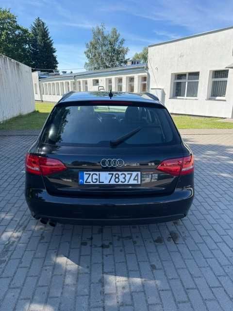 AUDI A4B8 2011r 2.0 tdi