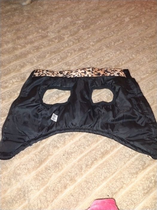 Жилетка для маленької собачки