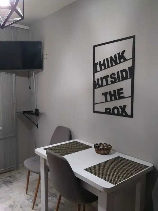 Продам 3к Кр.Камень ул Коробова кап ремонт мебель техника 2й этаж 53м²