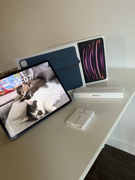 Sprzedam Apple iPad Pro 12.9” (6 gen) w wersji 128 GB WiFi + Cellular