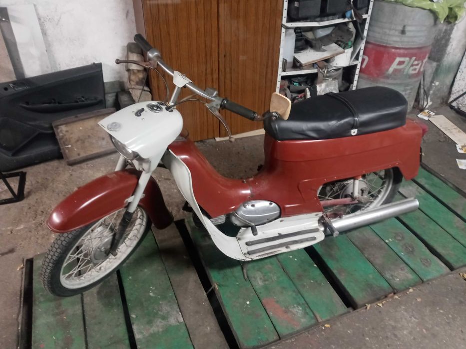 Motorower Jawa kaczka