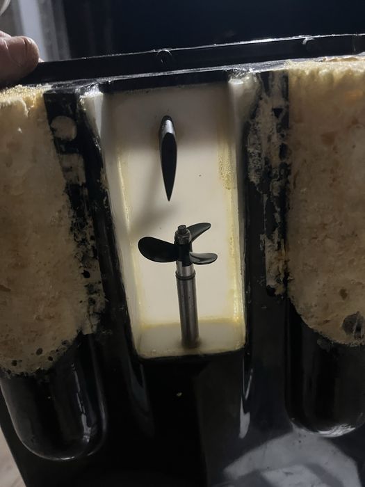 Прикормочний Кораблик корпу