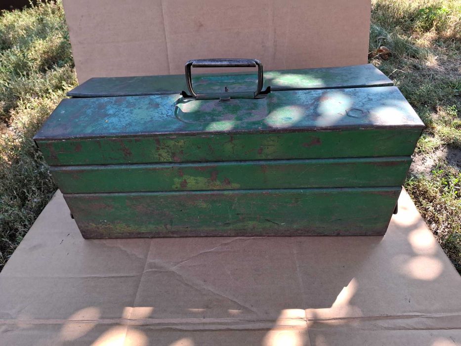 С/г техніка Авто ящик для інструменту вживане