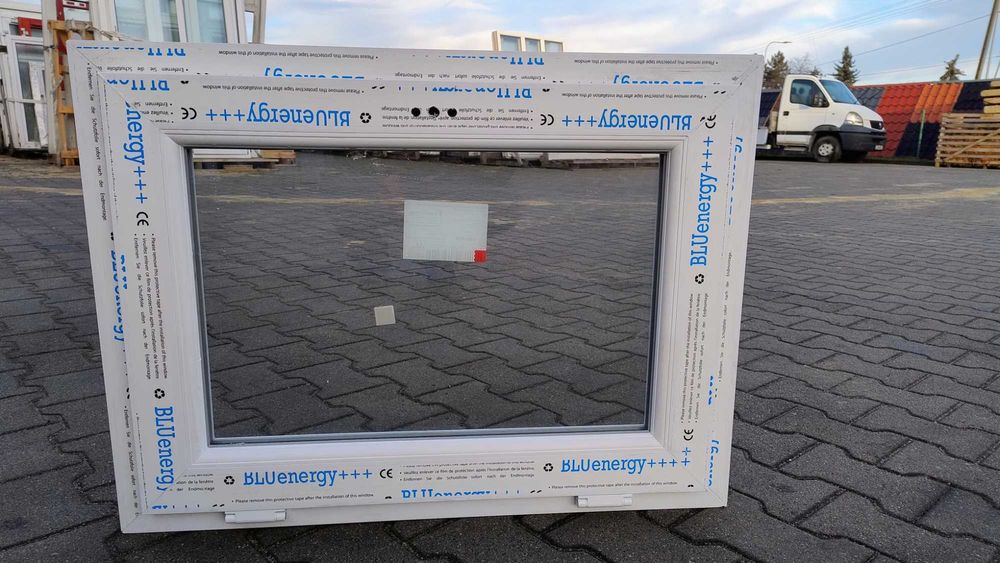 Okna gospodarcze inwentarskie 80x60 uchylne