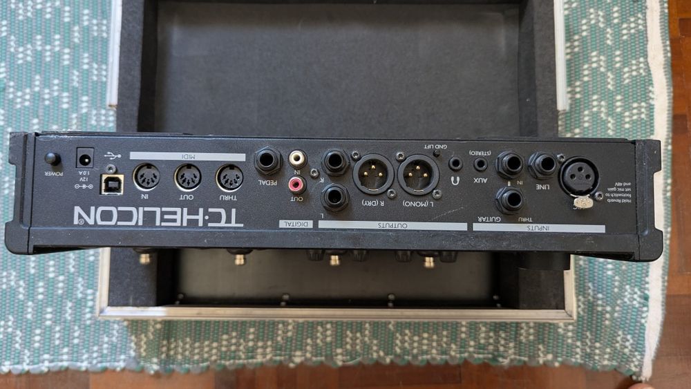 TC Helicon Voice Live 2