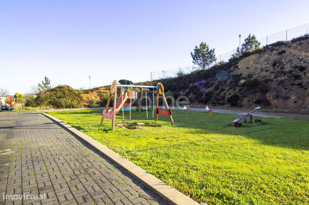 Lote de terreno para construção em Ribeirão, Vila Nova de Famalicão...