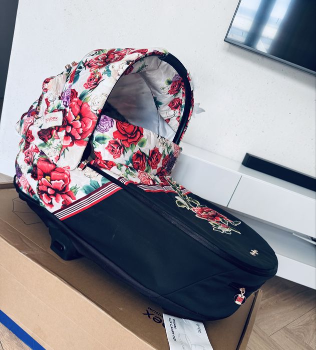 Gondola cybex Priam 4.0 Spring Blossom light super stan