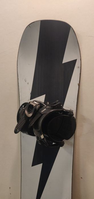 Deska snowboardowa Burton Custom Channel wiązania SP
