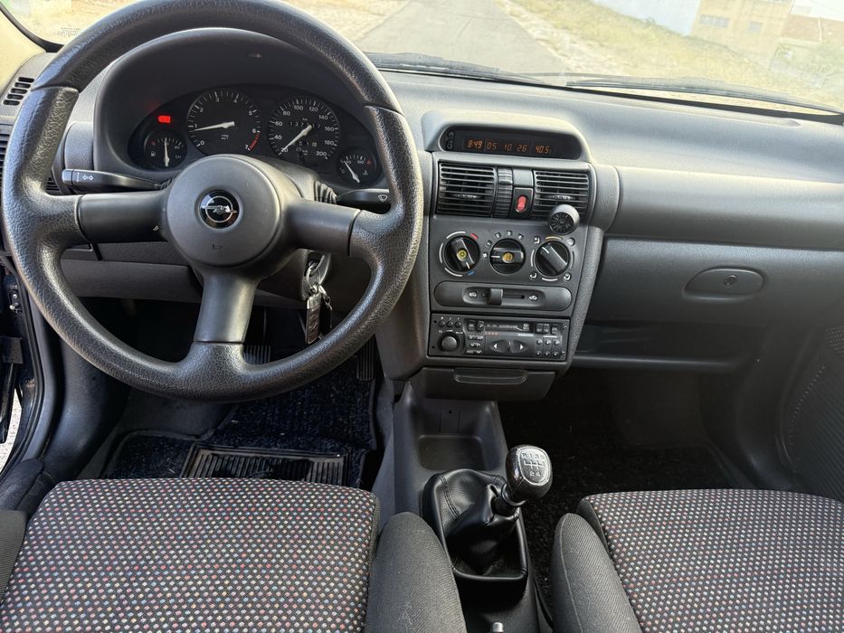 Opel Corsa B 1.4 SI