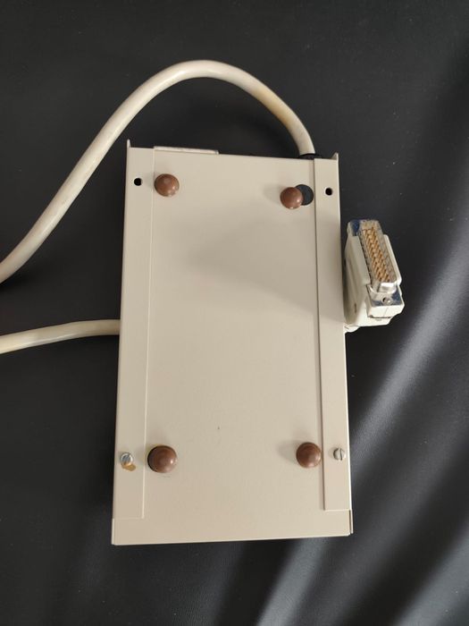 Zewnętrzna stacja dyskietek do Amiga 500 sprawna Commodore